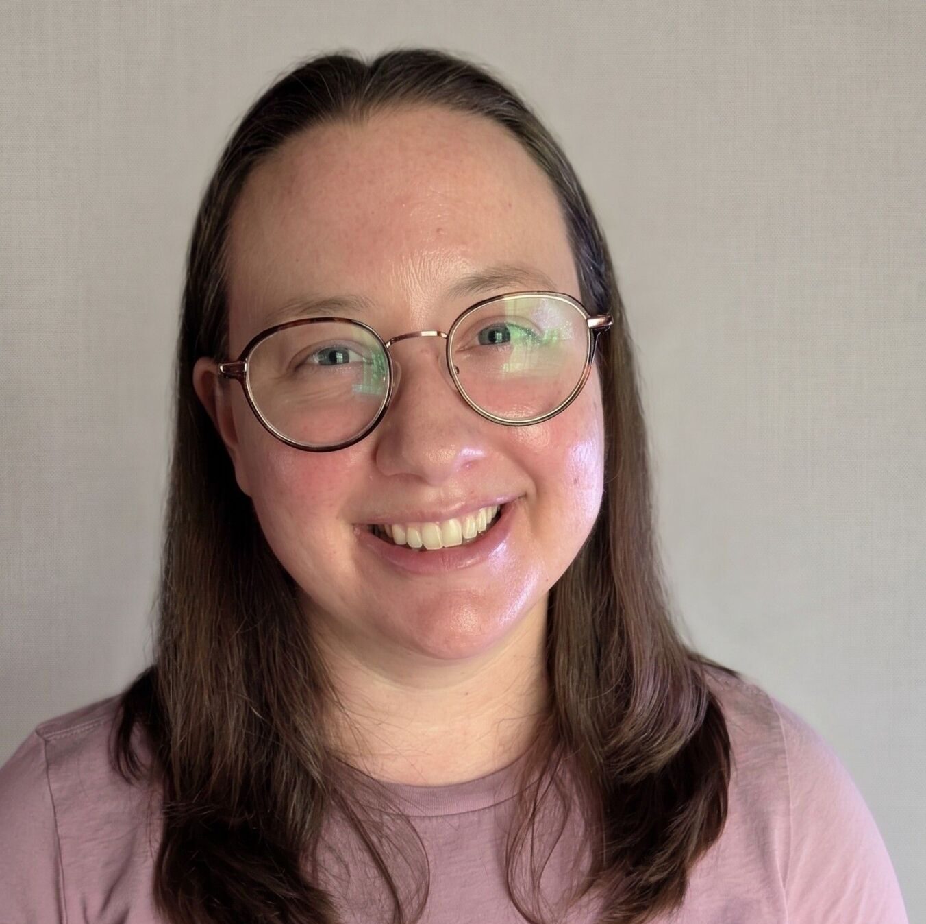 Rachel Rogers Headshot